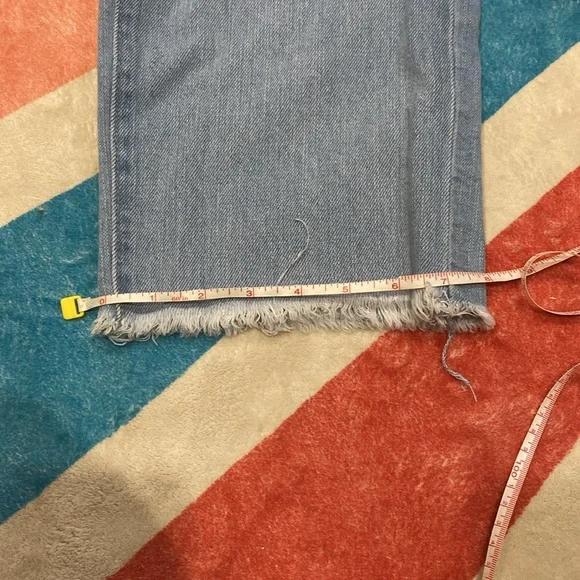 YMI Women's Light Blue Distressed Jeans rolled waist - Picture 8 of 8